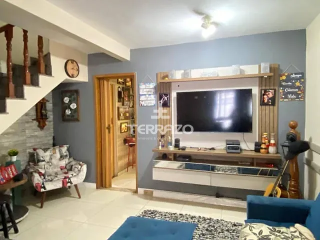 Casa com 100m² 3 quartos e 1 banheiro, à venda, no bairro Retiro em Volta Redonda