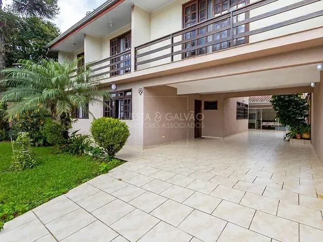 Casa com 266m² 4 quartos e 3 banheiros, à venda, no bairro Cajuru em Curitiba