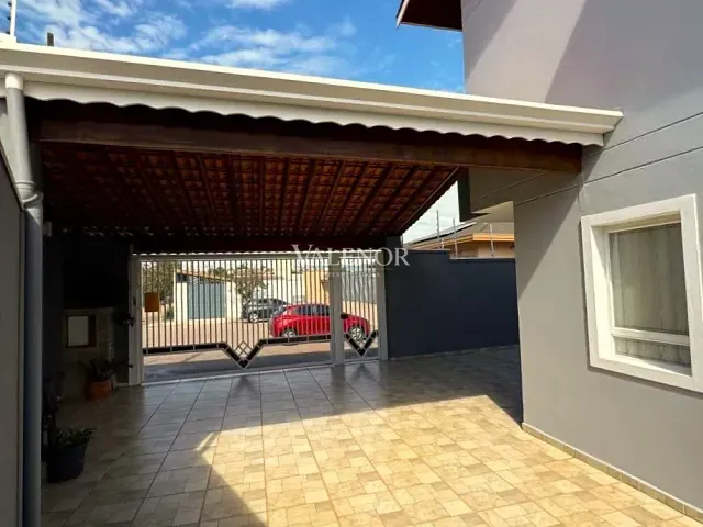 Casa com 250m² 3 quartos e 4 banheiros, à venda, no bairro Jardim São Vicente em Jundiaí