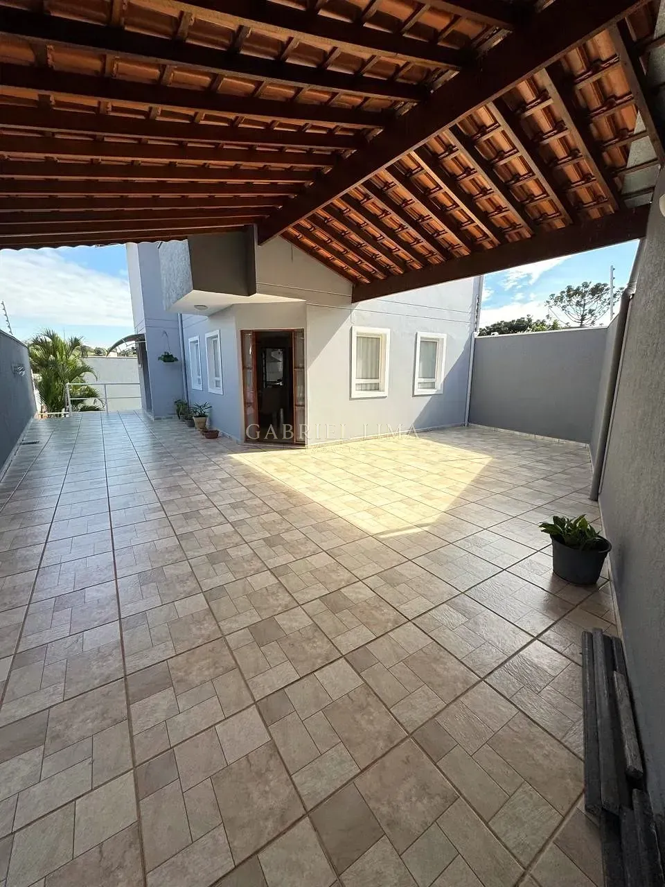Casa, 3 quartos, 250 m² - Foto 1