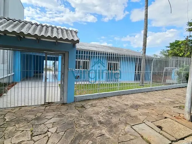 Casa com 500m² 3 quartos e 2 banheiros, para alugar, no bairro Canudos em Novo Hamburgo