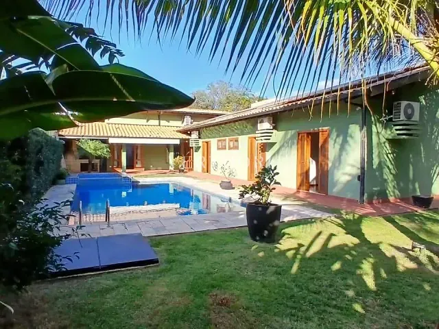 Casa com 1050m² 4 quartos e 6 banheiros, para alugar, no bairro Bela Suiça em Londrina