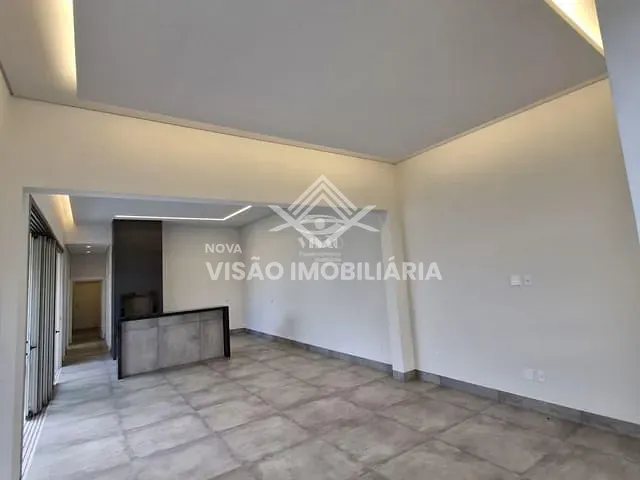 Casa com 360m², à venda, no bairro RESIDENCIAL PARIS em Sinop