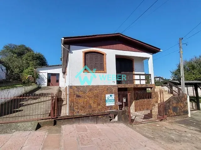 Casa 2 quartos e 3 banheiros, à venda, no bairro Guarani em Novo Hamburgo