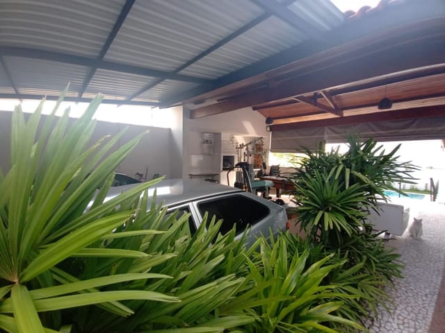 Casa com 300m², à venda, no bairro Riviera de São João em São João da Boa Vista