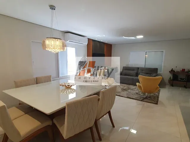 Casa 3 quartos e 2 banheiros, à venda, no bairro Poção em Cuiabá