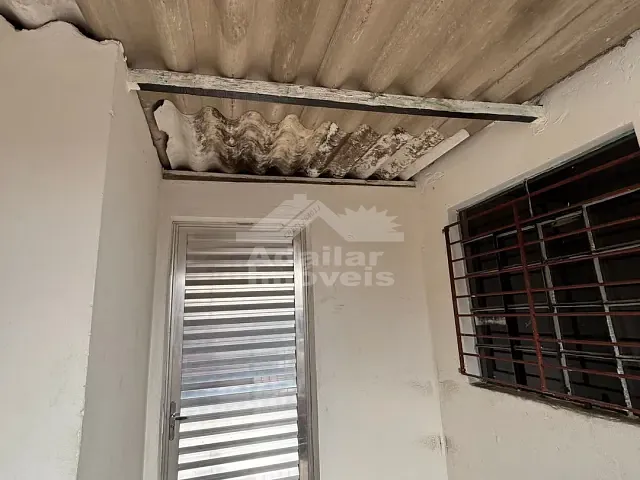 Casa 1 quarto e 1 banheiro, para alugar, no bairro Piraporinha em Diadema