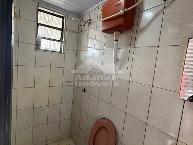 Casa 1 quarto e 1 banheiro, para alugar, no bairro Piraporinha em Diadema