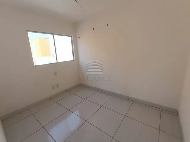 Casa 3 quartos e 3 banheiros, à venda, no bairro Pedra Mole em Teresina