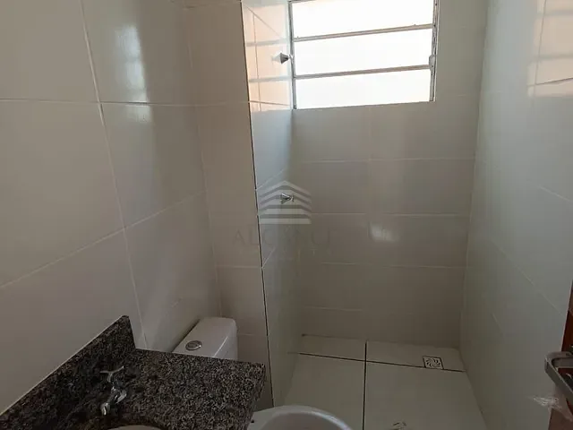 Casa 3 quartos e 3 banheiros, à venda, no bairro Pedra Mole em Teresina