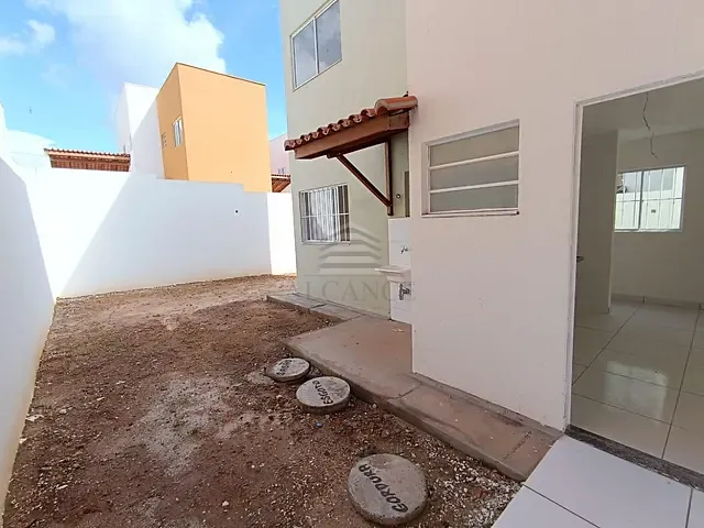 Casa 3 quartos e 3 banheiros, à venda, no bairro Pedra Mole em Teresina