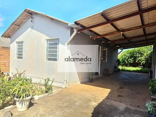 Casa com 276m² 3 quartos e 1 banheiro, à venda, no bairro AEROPORTO em Jacarezinho