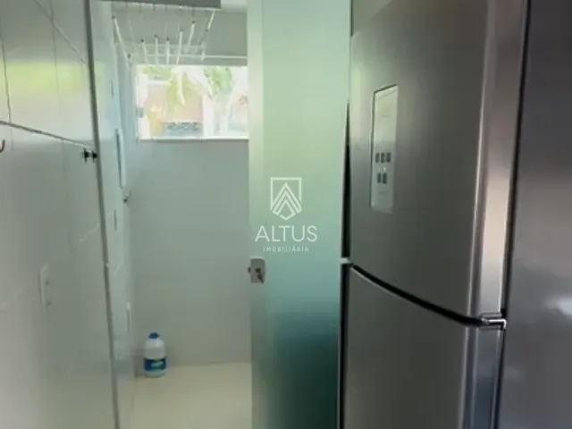 Casa 3 quartos e 1 banheiro, à venda, no bairro Buraquinho em Lauro de Freitas