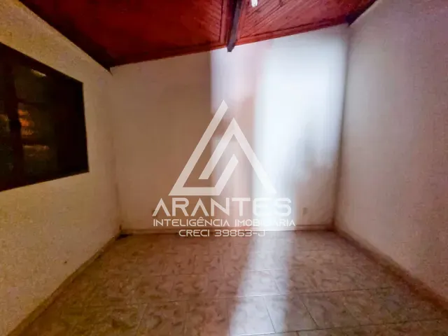Casa 3 quartos e 2 banheiros, à venda, no bairro Centro em Barretos