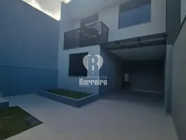 Casa 3 quartos e 3 banheiros, à venda, no bairro Cardoso (Barreiro) em Belo Horizonte