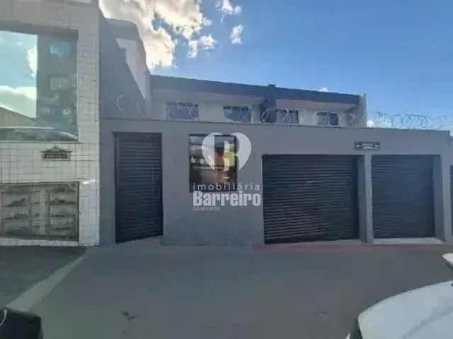 Casa 3 quartos e 3 banheiros, à venda, no bairro Cardoso (Barreiro) em Belo Horizonte