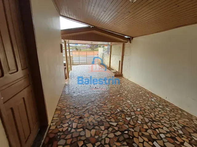 Casa 4 quartos e 2 banheiros, à venda, no bairro São José em Fraiburgo