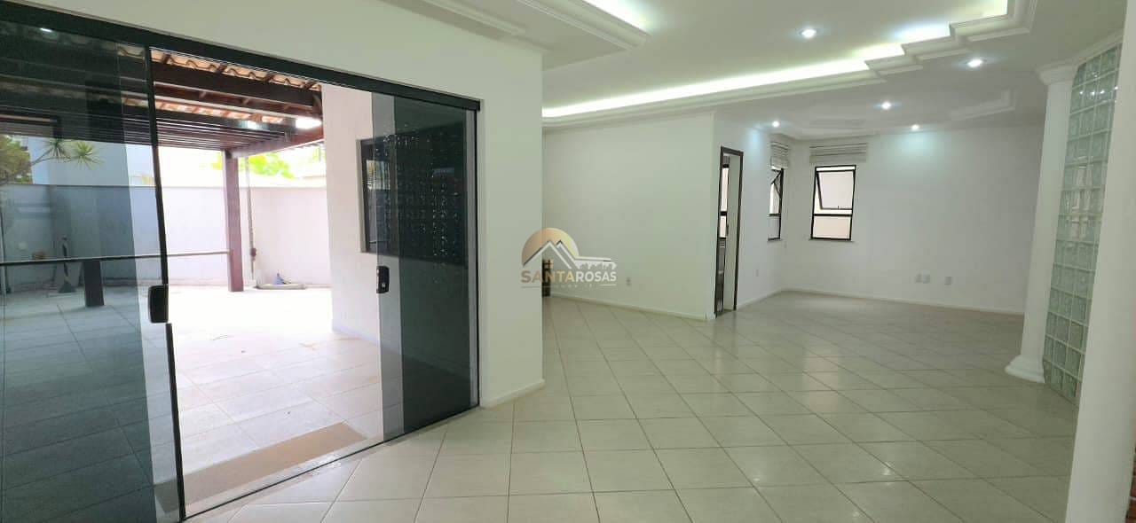 Casa, 4 quartos, 270 m² - Foto 26