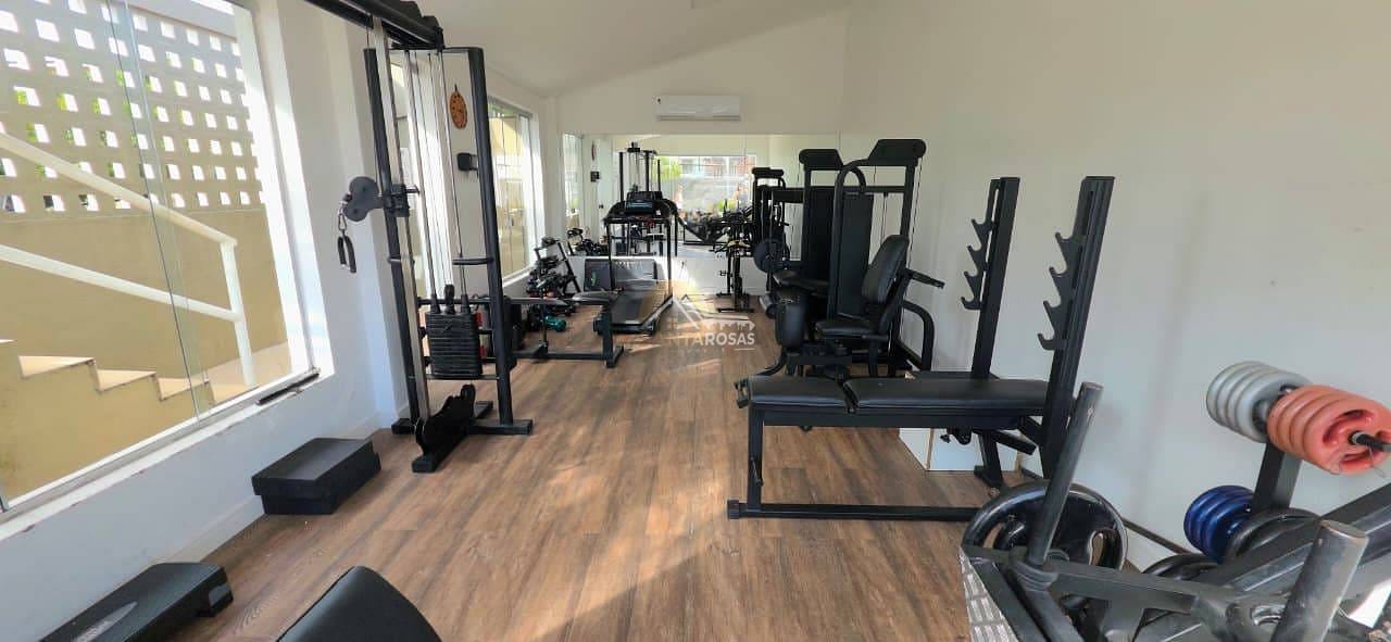 Casa, 4 quartos, 270 m² - Foto 60