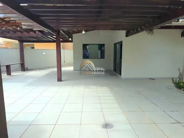 Casa com 380m² 4 quartos e 4 banheiros, à venda, no bairro Buraquinho em Lauro de Freitas