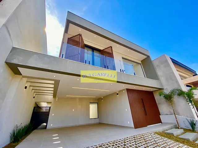Casa com 315m² 3 quartos e 4 banheiros, à venda, no bairro Jardim Samambaia em Jundiaí