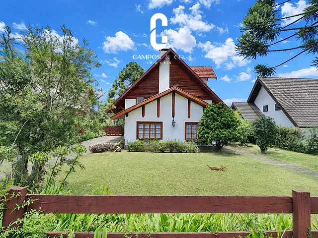 Casa com 1100m² 4 quartos e 5 banheiros, à venda, no bairro Alto do Capivari em Campos do Jordão