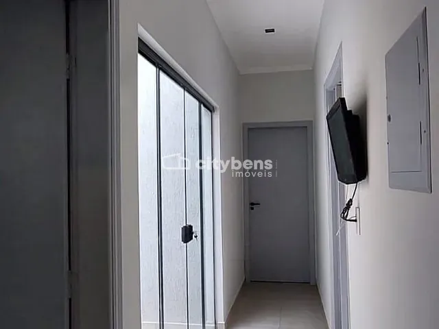 Casa 2 quartos e 2 banheiros, à venda, no bairro Planalto em Araçatuba