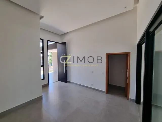 Casa com 250m² 3 quartos e 5 banheiros, à venda, no bairro Jardim Valencia em Ribeirão Preto