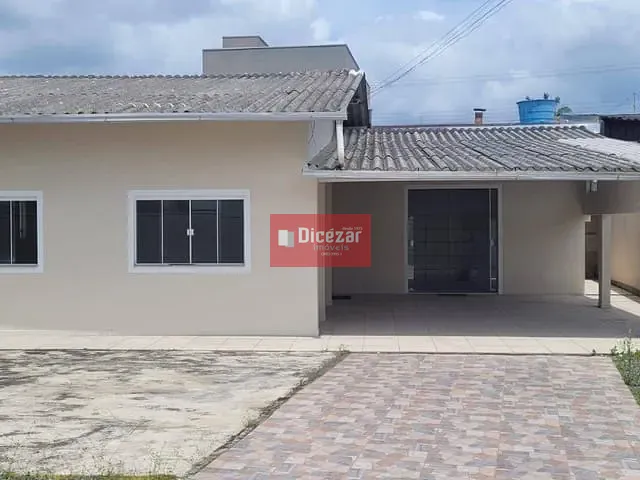 Casa com 298m² 3 quartos e 2 banheiros, à venda, no bairro N. SRA. DE FÁTIMA em Penha