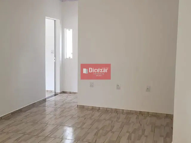 Casa com 298m² 3 quartos e 2 banheiros, à venda, no bairro N. SRA. DE FÁTIMA em Penha
