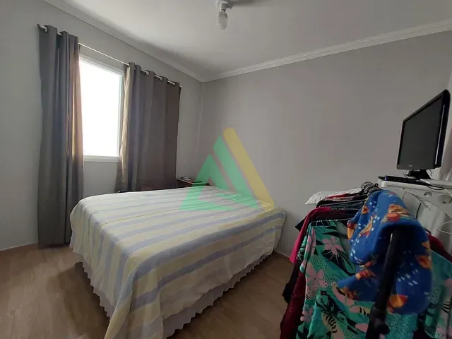 Casa com 200m² 3 quartos e 2 banheiros, à venda, no bairro Mirante em Mogi Mirim
