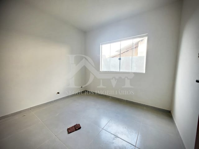 Casa 2 quartos e 1 banheiro, à venda, no bairro Jardim Santa Cecília em Jaguariaíva
