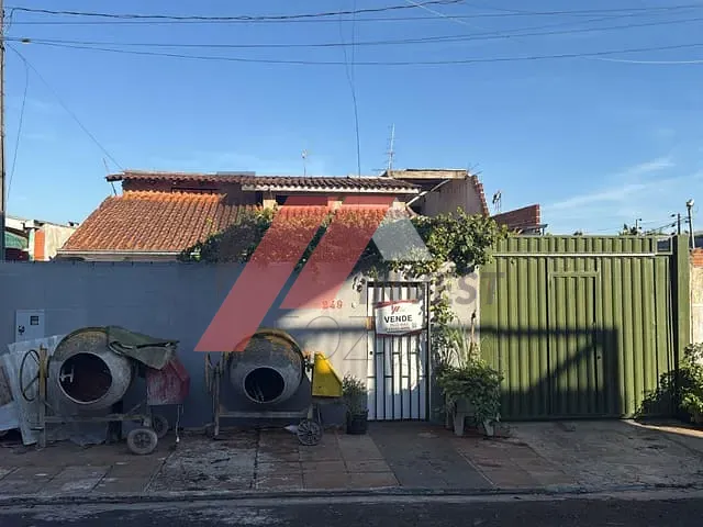 Casa com 120m² 4 quartos e 2 banheiros, à venda, no bairro Princesa Diana em Foz do Iguaçu