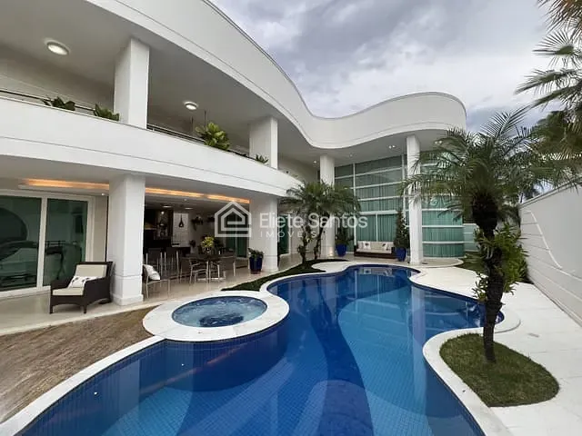 Casa com 1046m² 4 quartos e 6 banheiros, à venda, no bairro Vila Santo Antônio em Americana