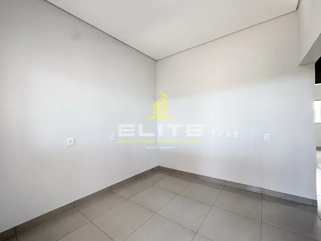 Casa com 220m² 3 quartos e 2 banheiros, à venda, no bairro Ilha das Flores em Sorriso