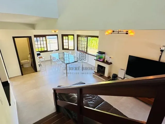 Casa com 450m² 4 quartos e 4 banheiros, à venda, no bairro Jurerê Internacional em Florianópolis