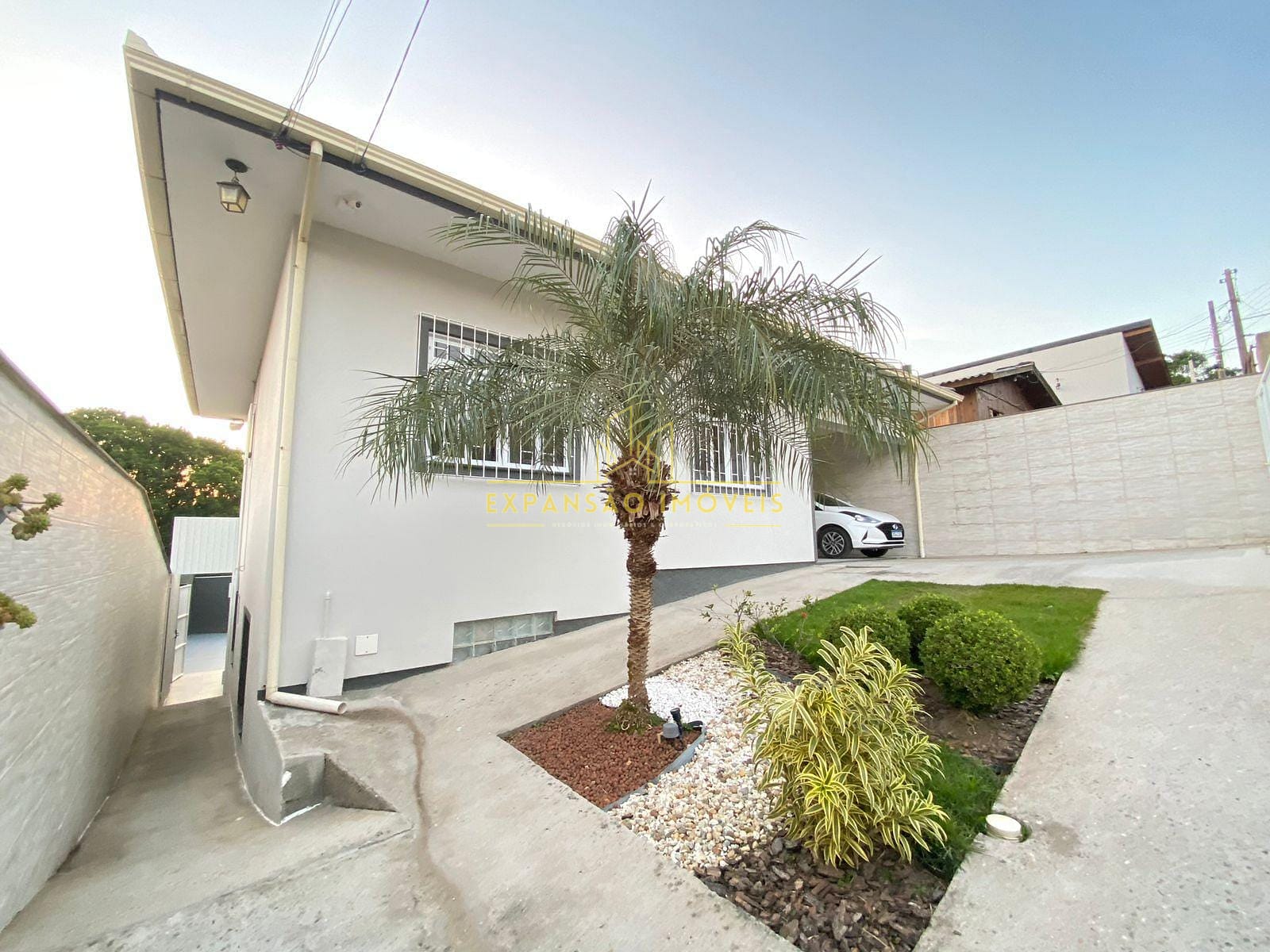 Casa, 5 quartos, 148 m² - Foto 1