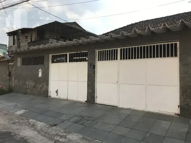 Casa com 200m² 4 quartos e 2 banheiros, à venda, no bairro Califórnia em Nova Iguaçu