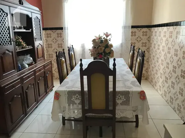 Casa com 200m² 4 quartos e 2 banheiros, à venda, no bairro Califórnia em Nova Iguaçu