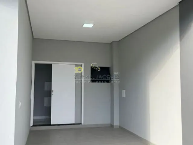 Casa com 161m² 3 quartos e 3 banheiros, à venda, no bairro Beira Rio em Biguaçu