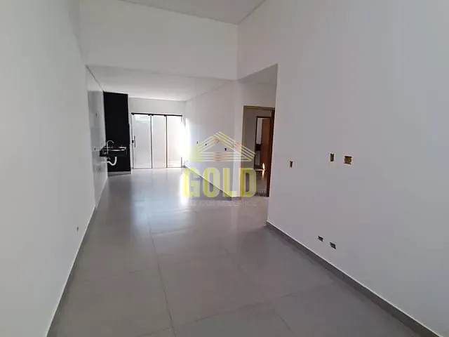 Casa com 125m² 3 quartos e 2 banheiros, à venda, no bairro Olímpico em Londrina