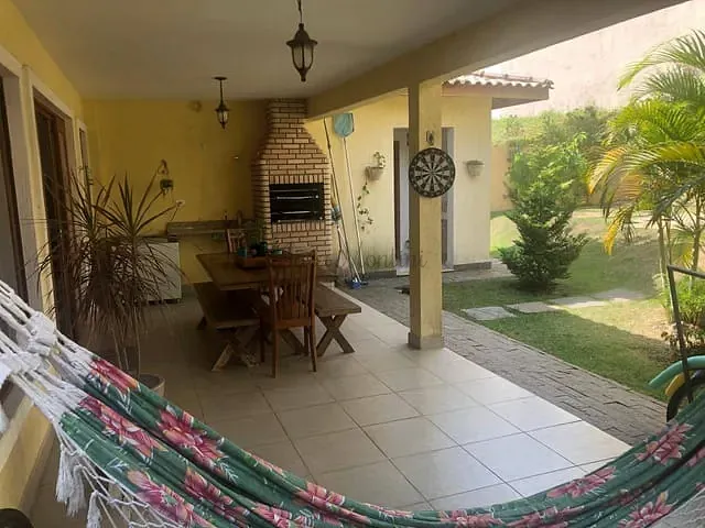 Casa com 500m² 3 quartos e 4 banheiros, para alugar, no bairro Jardim Caiapiá em Cotia