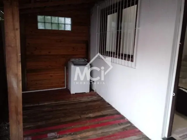 Casa 2 quartos e 1 banheiro, à venda, no bairro Três Vendas em Pelotas