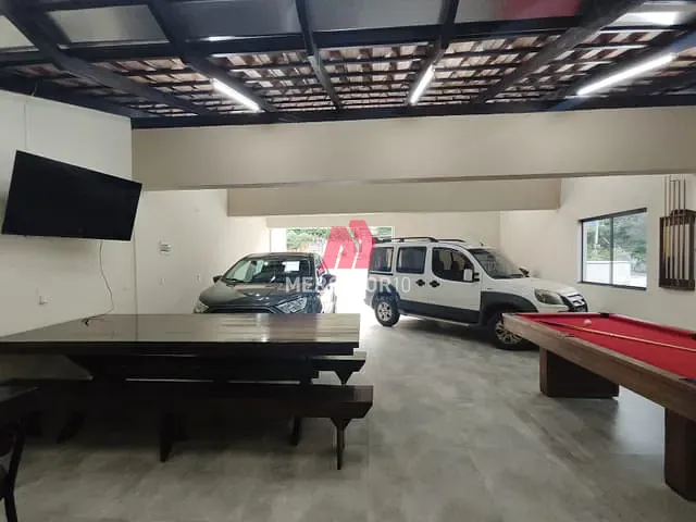 Casa 6 quartos e 3 banheiros, à venda, no bairro Água Verde em Blumenau