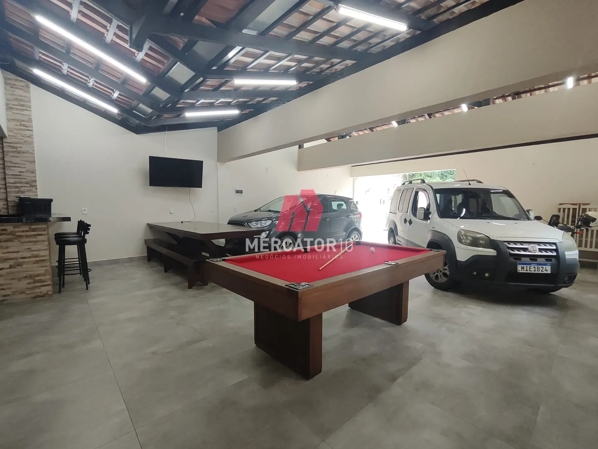 Casa à venda 6 Quartos, 4 Vagas, Água Verde, Blumenau - SC — foto 3