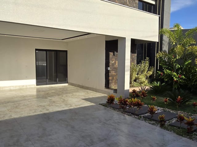 Casa com 300m² 3 quartos e 2 banheiros, à venda, no bairro Setor Grajaú em Goiânia