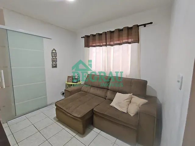 Casa 3 quartos e 1 banheiro, à venda, no bairro Conjunto Habitacional Tancredo Neves em Itapeva