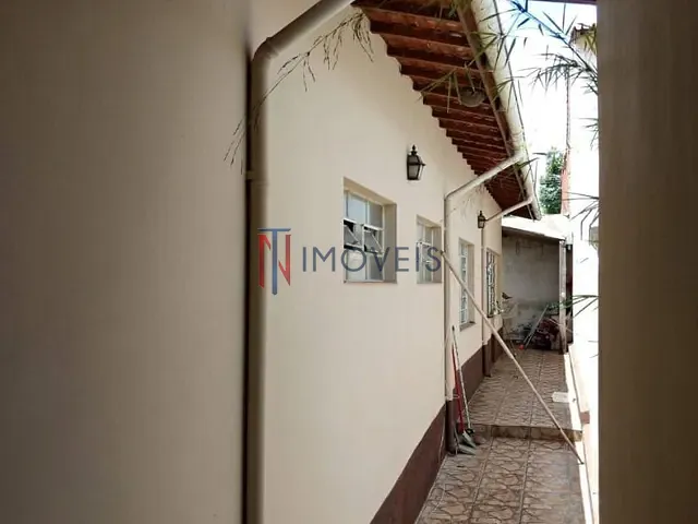 Casa com 456m² 3 quartos e 4 banheiros, à venda, no bairro Cidade Nova em Bom Jesus dos Perdões