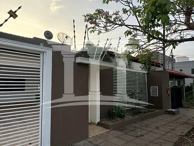 Casa com 283m² 3 quartos e 1 banheiro, à venda, no bairro Residencial Nossa Senhora Aparecida em Sinop