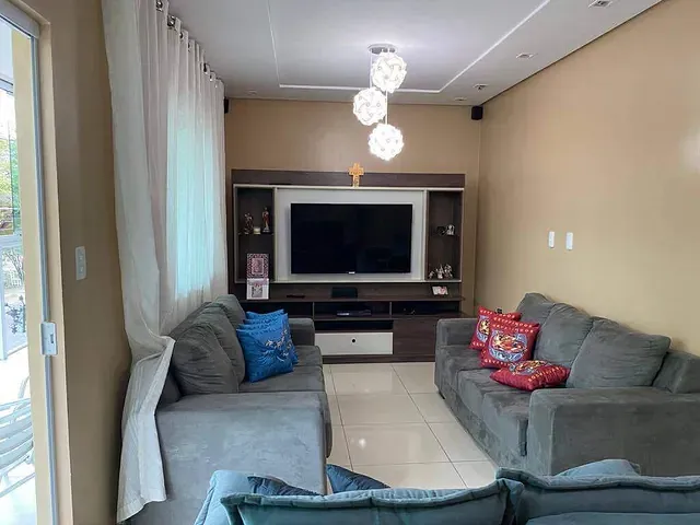 Casa 3 quartos e 3 banheiros, à venda, no bairro Jardim Bahia em Paulo Afonso